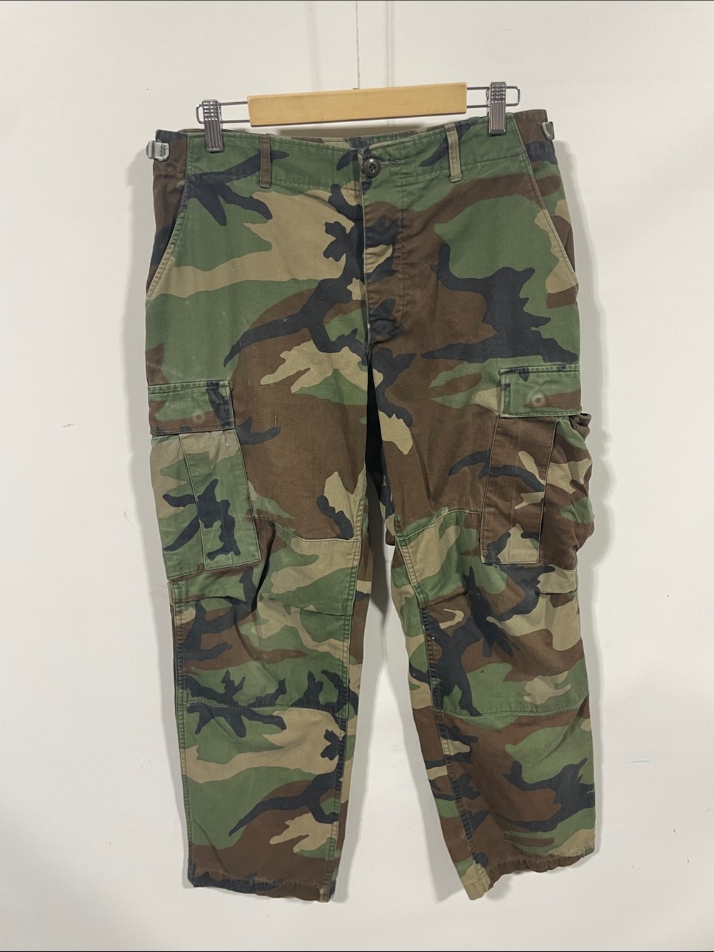 Military issue Men's Camo Cargo Pants - Green Woodland